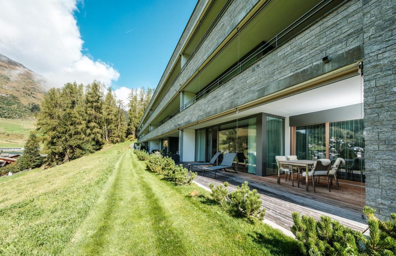 Luxury Panorama Apartment With Alpengold Spa Access Davos Exteriör bild